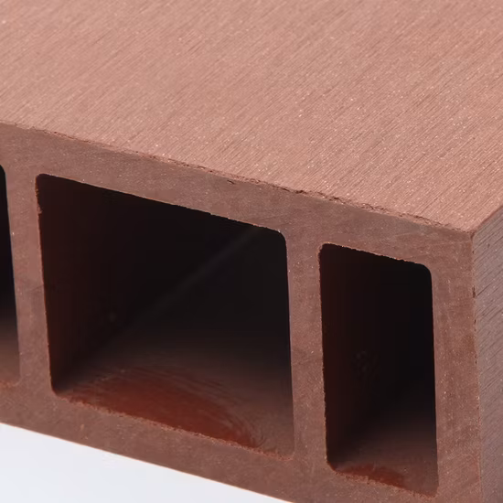 Fournisseur d'usine WPC Tube de bois de haute qualité pour cloisons intérieures Pergola composite