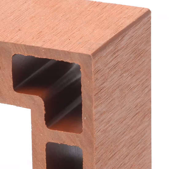 Nouveau tube de bois de construction carré creux composite en bois WPC pour la décoration intérieure